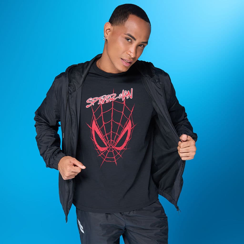 Jaqueta Masculina Corta-Vento com Capuz Preta