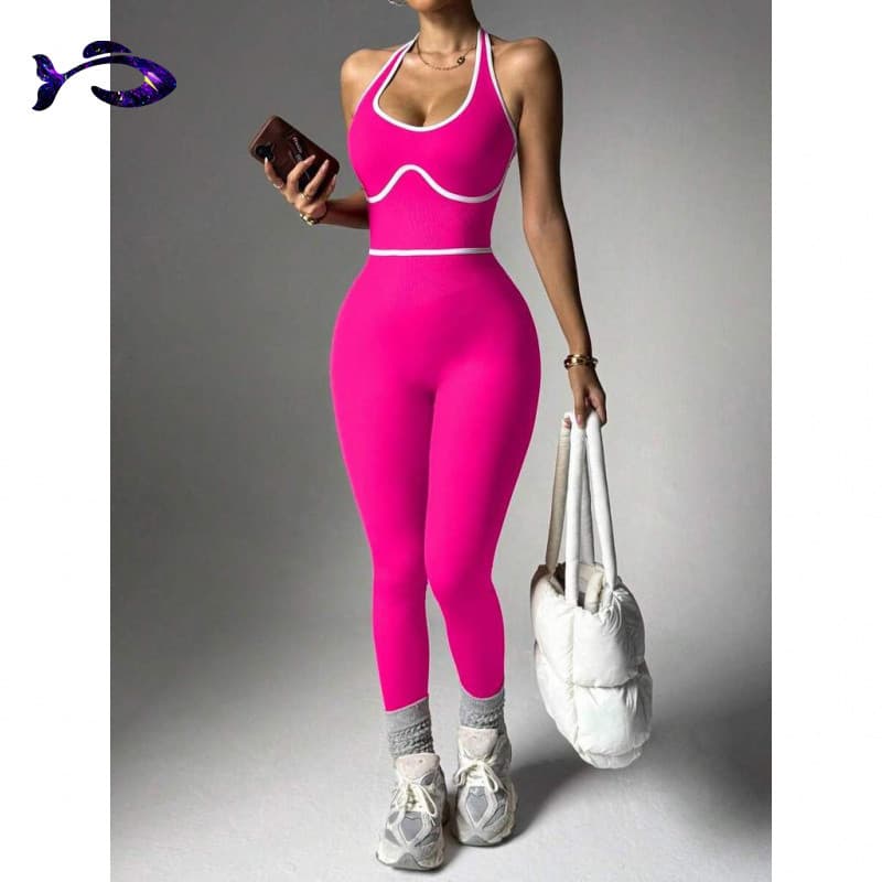 Macacão feminino, decote halter, recorte nas costas, roupa de fitness, conjunto esportivo feminino, leggings femininas. 