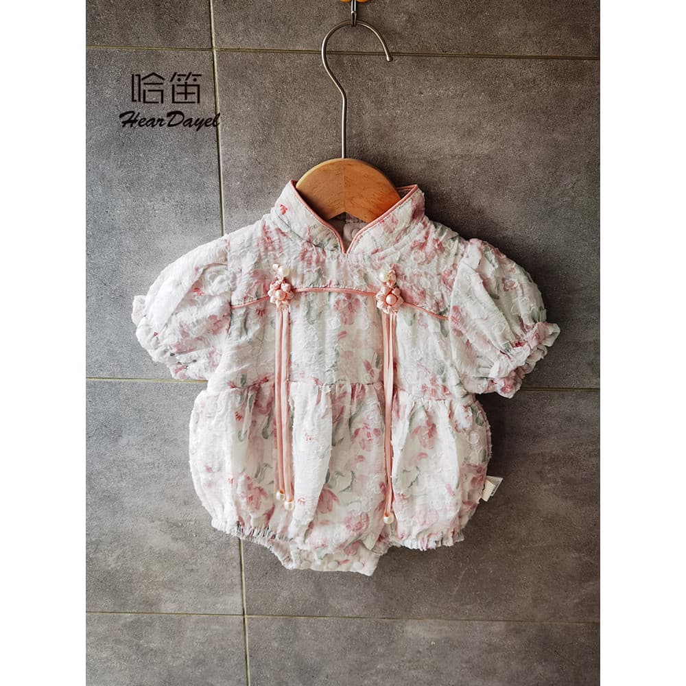 Pequena princesa roupas de bebê antigo roupas de verão fino triângulo macacão mês inteiro roupas menina bebê cem dias pe