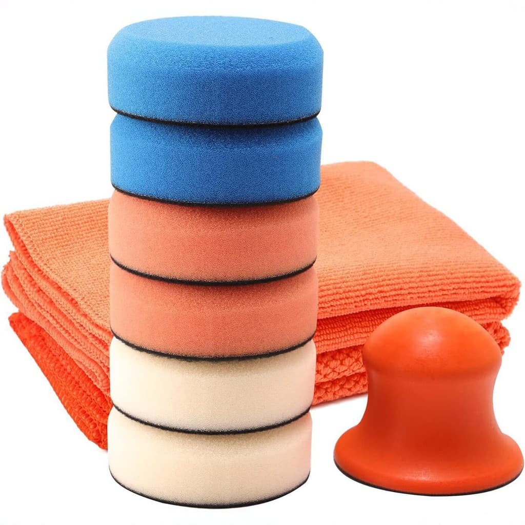 Contém Kit de 9 peças, equipado com cabeça de escova, pano de limpeza e suporte, para cuidados de limpeza de carros.