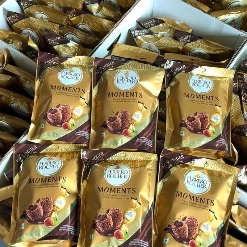 Importado Ferrero Avelã Wafer Sanduíche Molho de Chocolate Areias Bola Crocante Ovo Divertido Areias Infantis Bola Wafer
