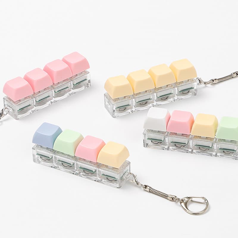 Chaveiro Teclado Mecânico 4 Teclas Anti-Stress Fidget Keychain Botão Luminoso Colorido Presente Criativo