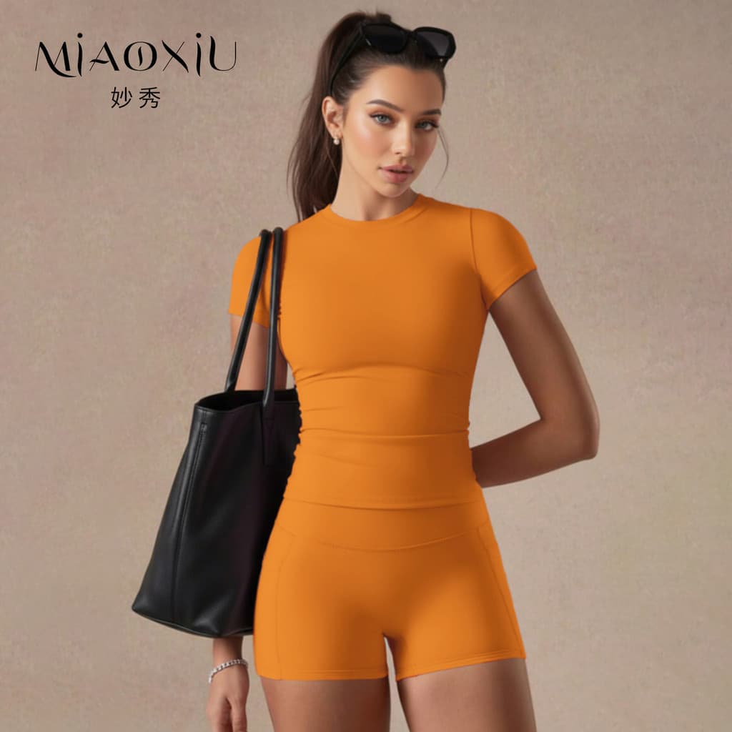 2026 estoque pronto Yoga Wear terno roupas femininas cintura estreita de secagem rápida Fitness roupas esportivas Shorts
