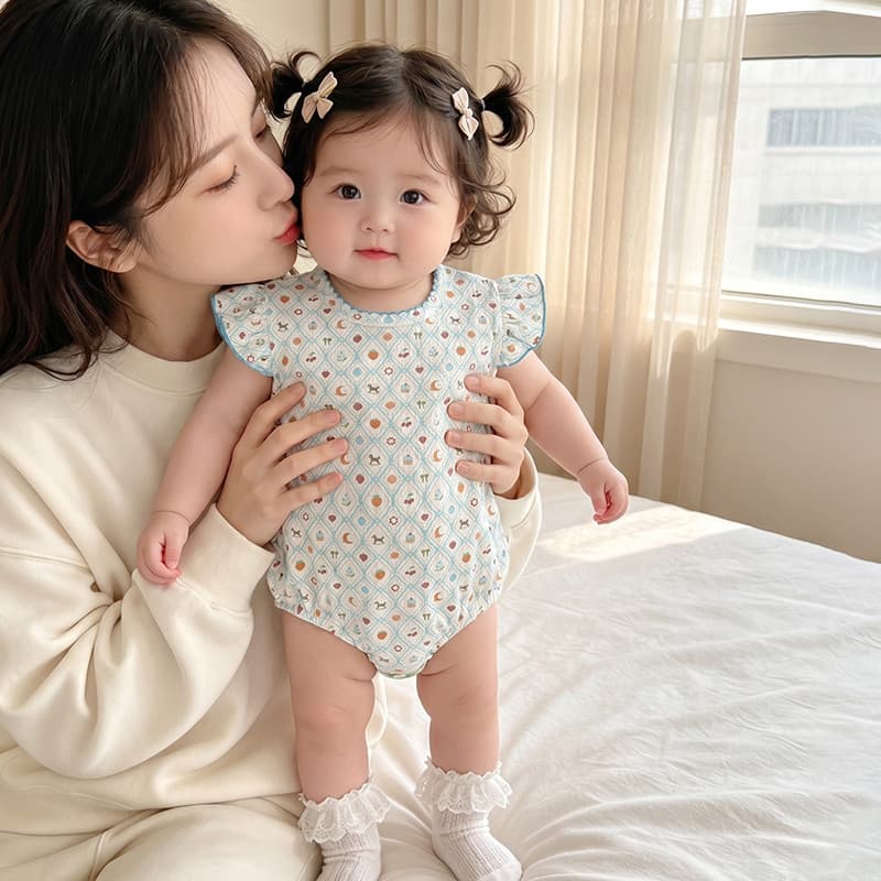 Bebê bebê verão roupas finas bebê menina pequena idade mensal dopamina usar peido roupas moda verão roupas Outing macacã