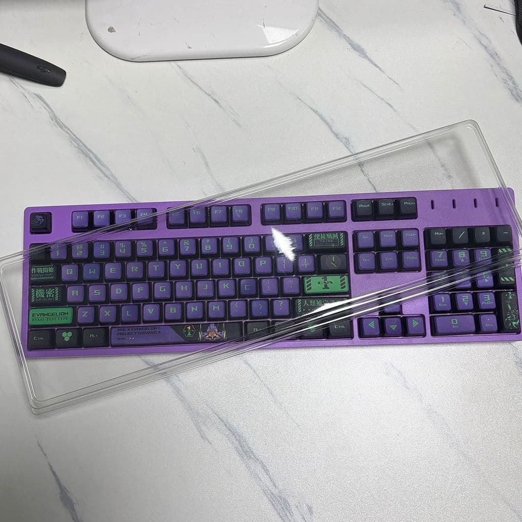 2026 Novo produto de plástico transparente teclado capa protetora contra poeira teclado mecânico universal 87 teclas 104