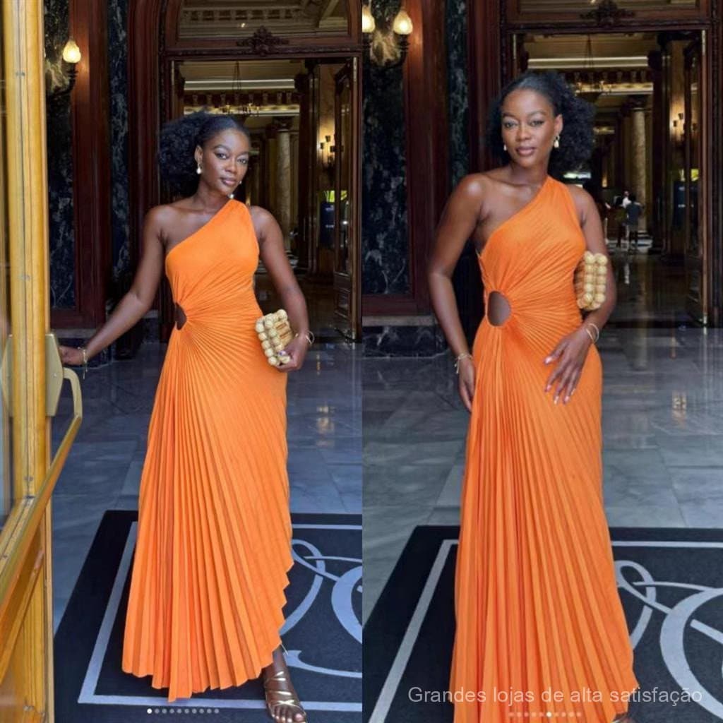 Vestido Laranja Elegante Feminino com Ombros à Mostra e Pregas, Vestido de Festa de Casamento Europeu FRUJ