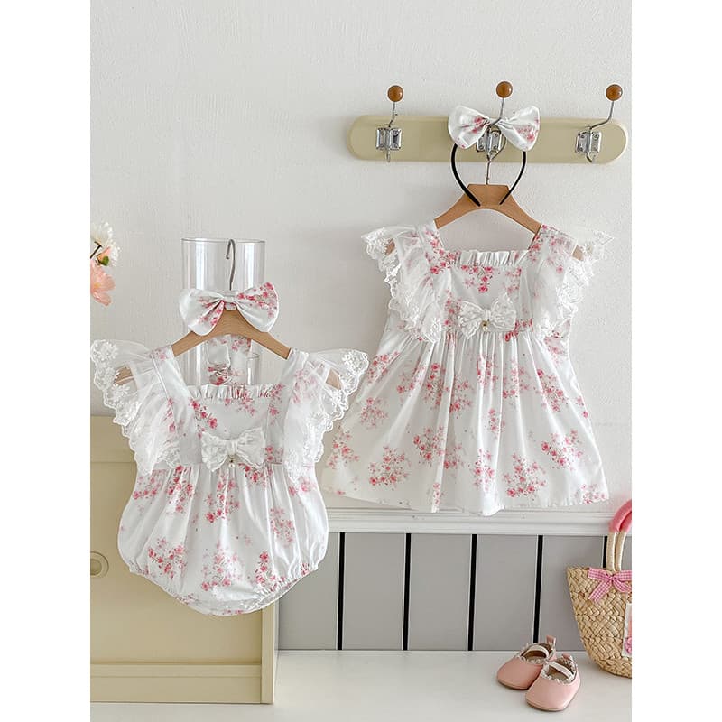 Irmãs roupas de verão 2026 novo estilo roupas de bebê menina doce roupas de bebê menina vestido de renda elegante