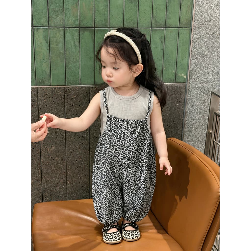 Bebê terno do bebê meninas roupas de verão 2026 novo estilo moda colete macacão roupas da menina do bebê verão fino Outi