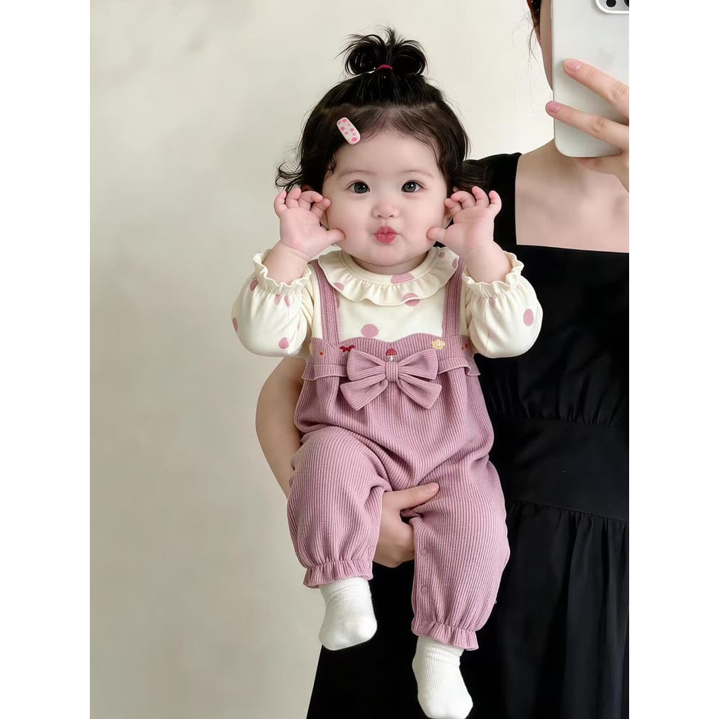 2026 novo estilo roupas de bebê primavera outono macacão bonito Super bonito estilo ocidental bebê menina Outing roupas 