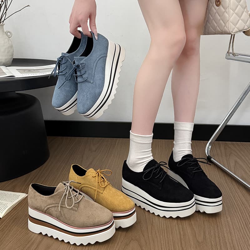 Sapatos casuais femininos com sola grossa, sapatos de salto cunha com cadarço, leves e confortáveis, calçados esportivos