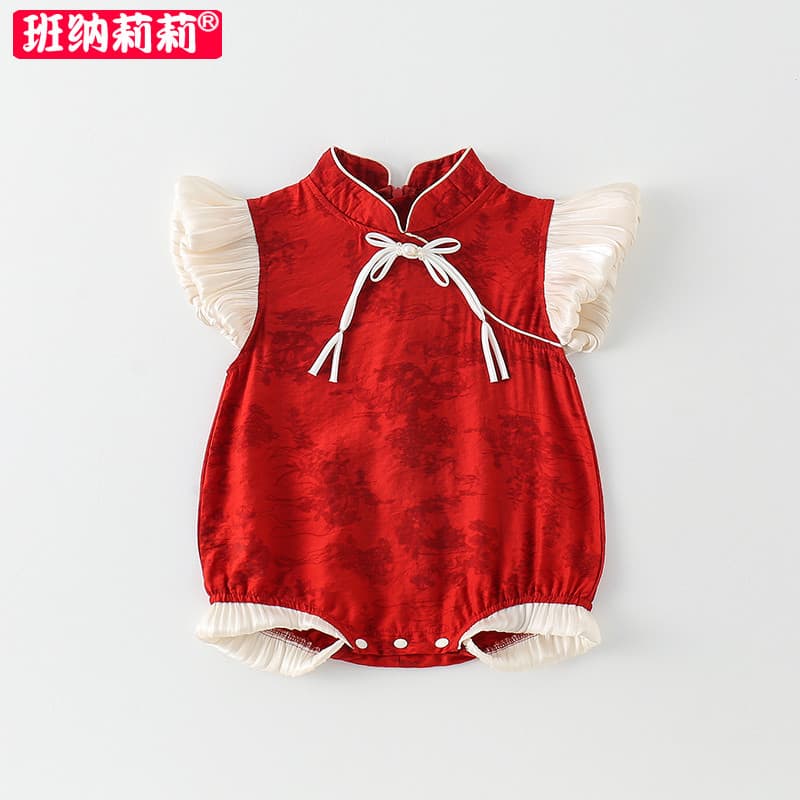 Bebê bebê roupas de verão bebê menina roupas de verão estilo chinês mês inteiro cem dias Cheongsam macacão vermelho novo