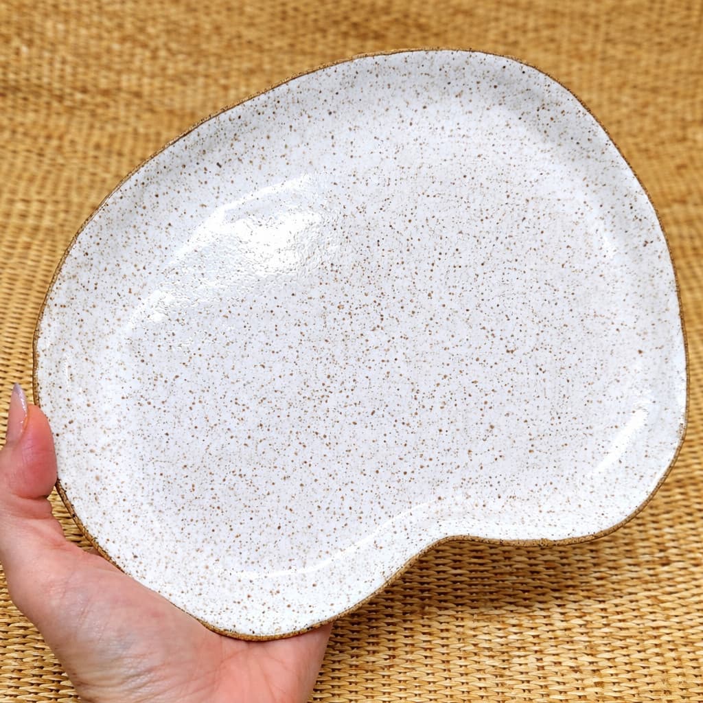 BANDEJA BRANCA P ORGÂNICA LINDA EM CERÂMICA FEITO Á MÃO CAFÉ  MANHÃ / CHÁ LOUÇA DECORAÇÃO /CAFETERIA