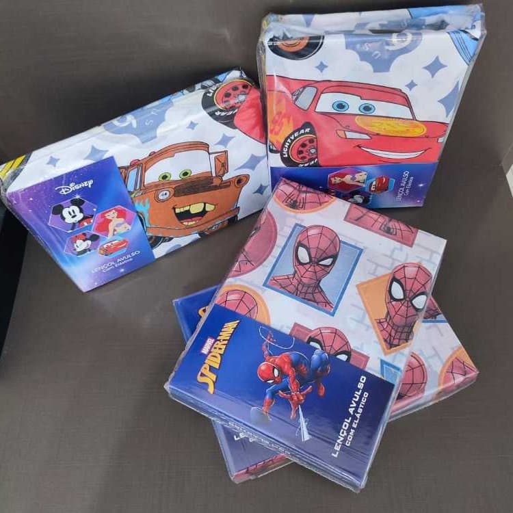 Jogo Lençol 100 % Algodão Infantil Solteiro e Casal Marvel Disney Homem-Aranha Stitch Mickey Minnie