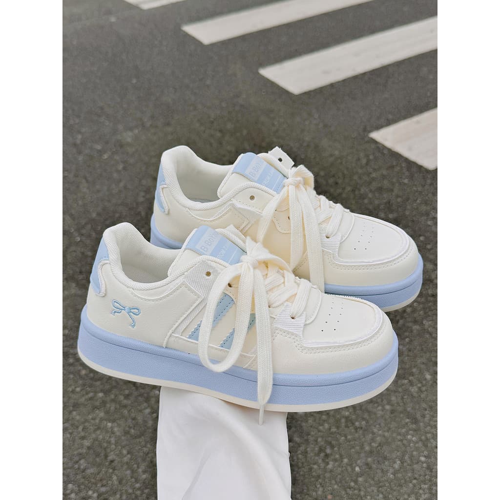Outono inverno sapatos brancos femininos tênis de sola grossa com saia sapatos All-Match tênis esportivos casuais nicho 