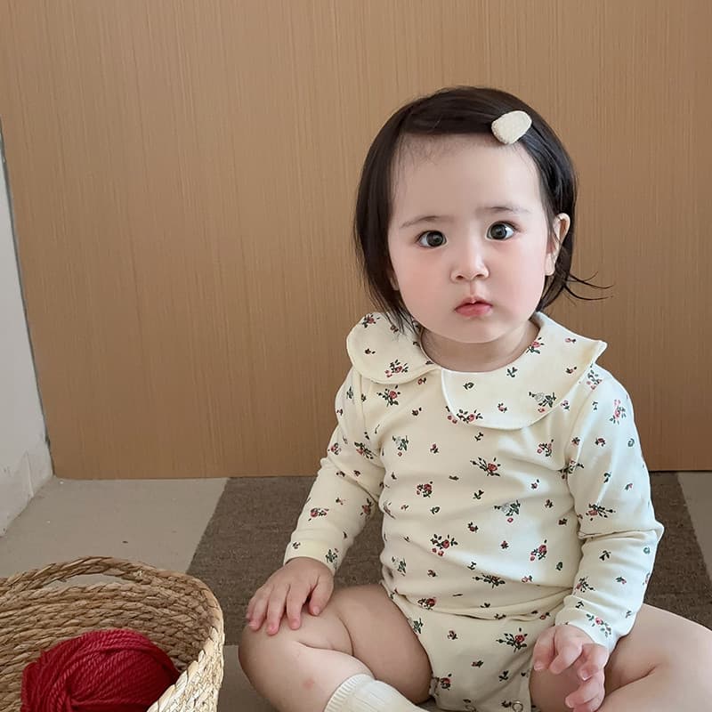 Bebê bebê primavera roupas do bebê menina gola boneca macacão um mês cem dias pequena princesa macacão Outing roupas mac