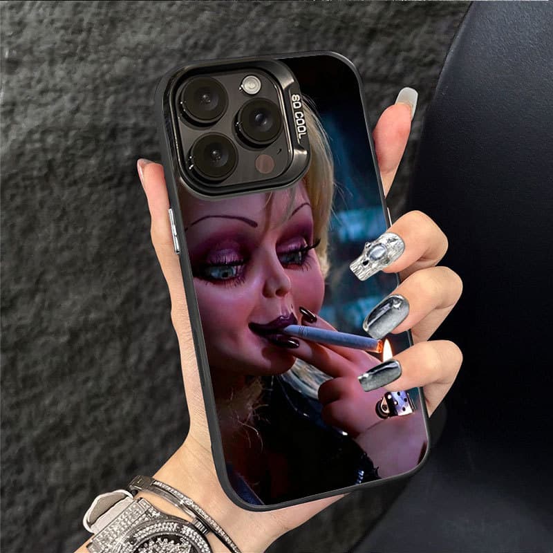 Não amarela Capinha para iPhone 17/16/15/14 Pro Max Capa de celular Chucky Metal Super Legal e Resistente a Quedas