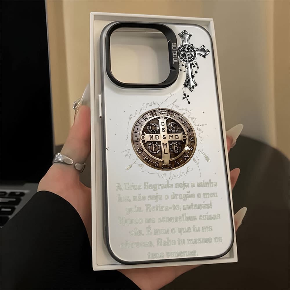 Capinha para iPhone 17/16/15/14/13/12 Pro Max Capa para celular da marca St. Benedict's com cobertura total da lente