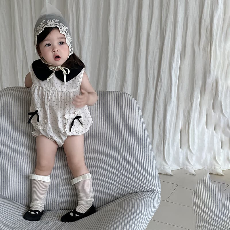 Bebê verão roupas finas bonito lapela bolinhas macacão bebê menina roupas de verão pouco mensal verão Outing roupas
