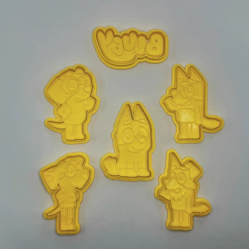 Kit 6 cortadores e marcadores de biscoito/massinha de modelar - Bluey