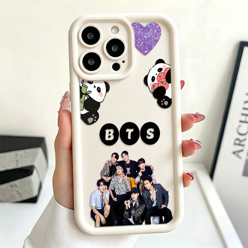 Capinha de Celular Panda BTs Samsung A14 A15 A54 A55 A05S A16 A07 A17 S22 S23 S24 S25 Ultra Anti Impacto Promoção
