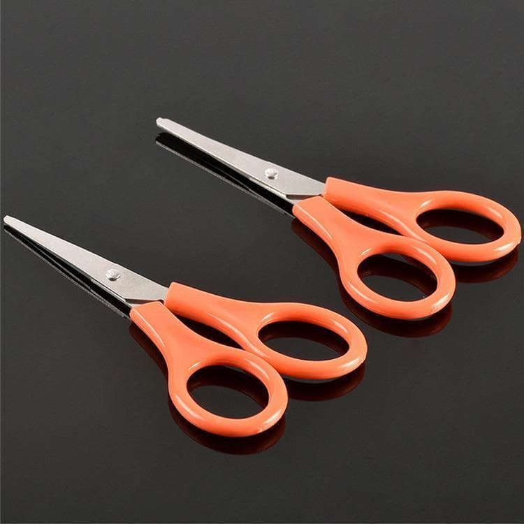 Novo produto tesoura pequena comestível crianças Mini portátil bonito ponto cruz Kit de primeiros socorros bandagem pequ