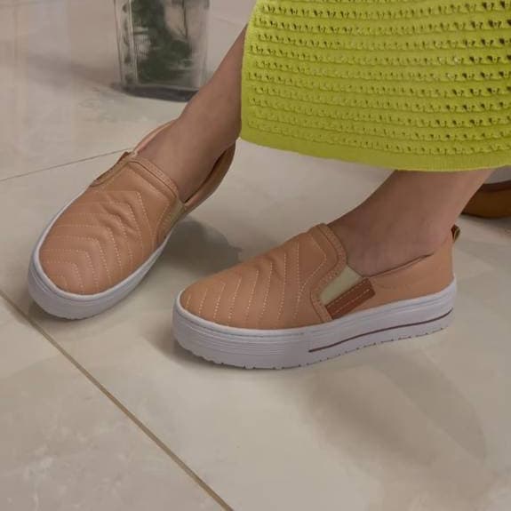 Slip On Feminino Tratorado Sem Cadarço 34 ao 39 – Calçado Confortável e Versátil com Pronta Entrega