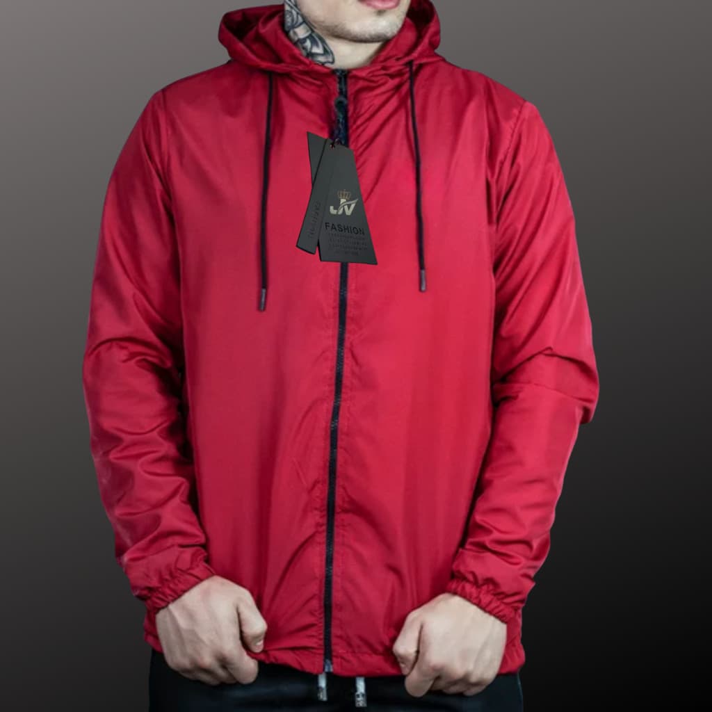 Jaqueta Corta Vento Masculino Vermelho  Leve e Confortável Lisa com Capuz e Bolso e zíper