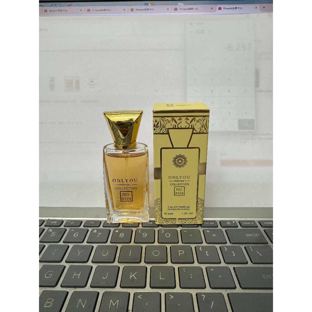 Perfume Importados MASCULINO Feminino  OLU NO:8124 30ML