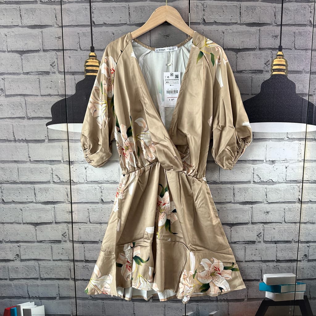 Vestido feminino pequeno estampado simulação seda poliéster cetim manga curta cintura elástica vestido feminino D731