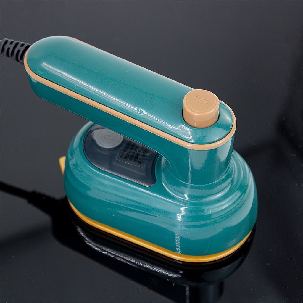 Mini Ferro De Passar Roupa Giratorio Portatil A Vapor Viagem Cabe Na Mala